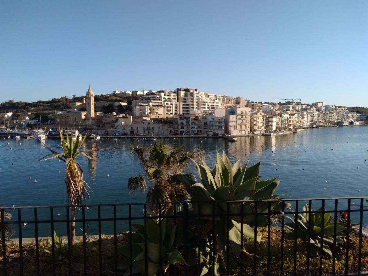 Seafront Akwador Hotel Marsaskala Exterior foto