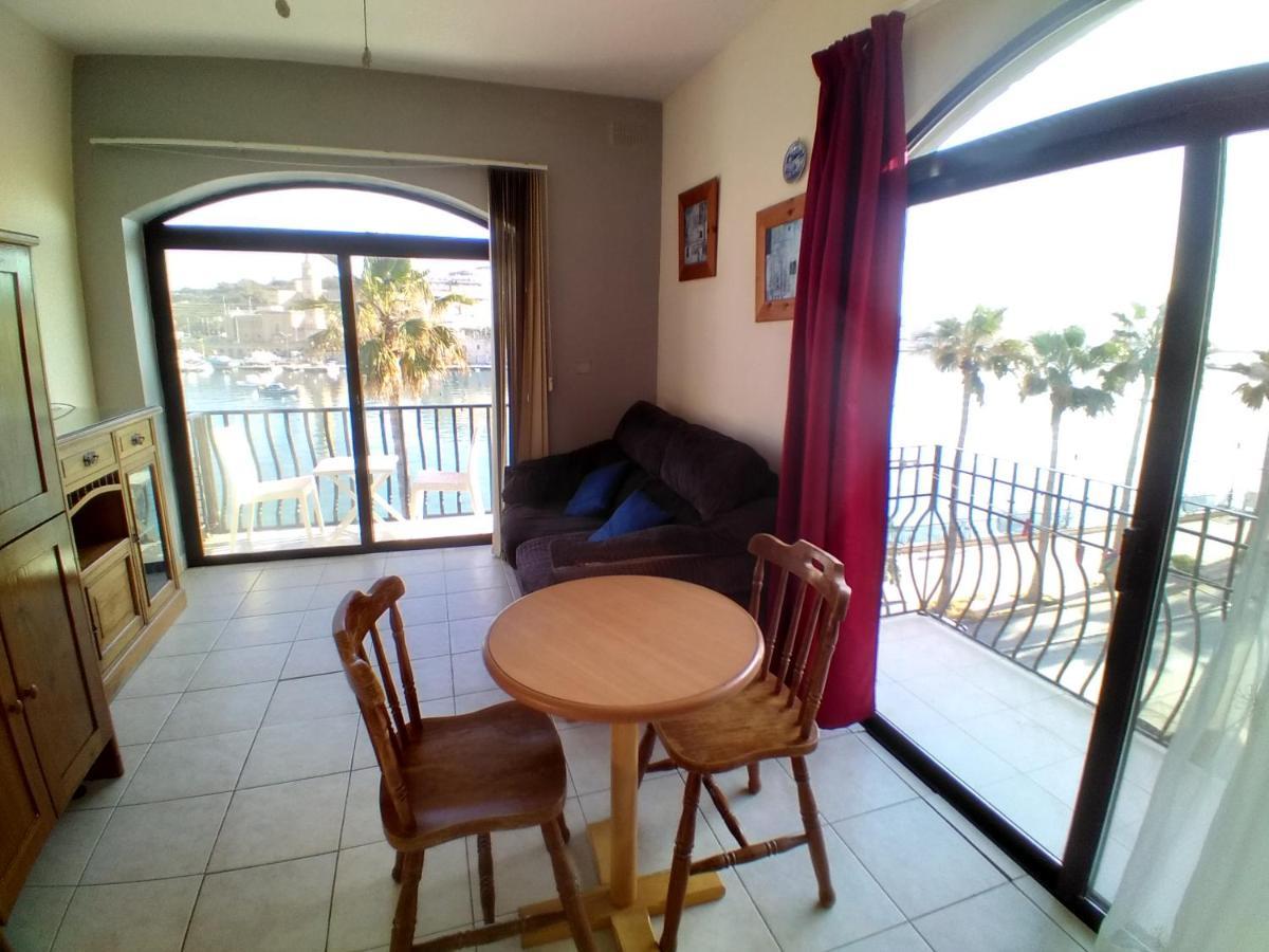 Seafront Akwador Hotel Marsaskala Exterior foto